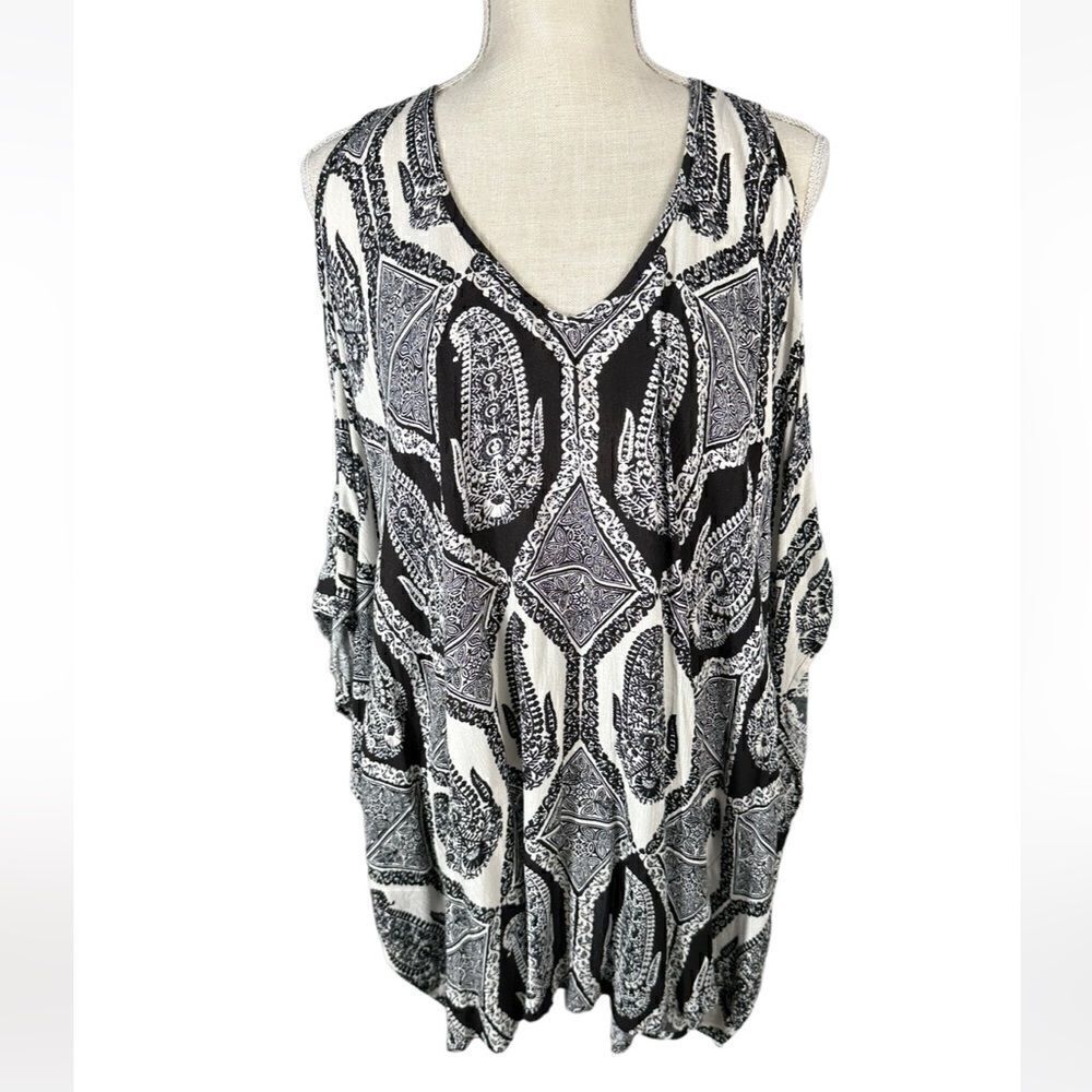 Show Me Your Mumu Black & White Peta-Boo Tunic In Color-Eat Pray Mu